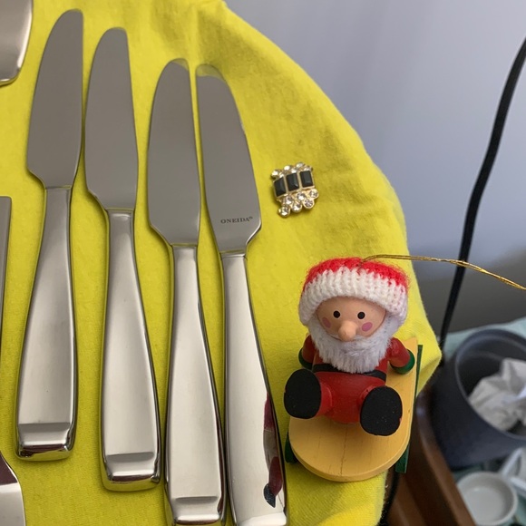 Oneida & SANT' ANDREA Knives - Quantum, Forte, Fulcrum & Eton Sets/4 - Picture 5 of 14